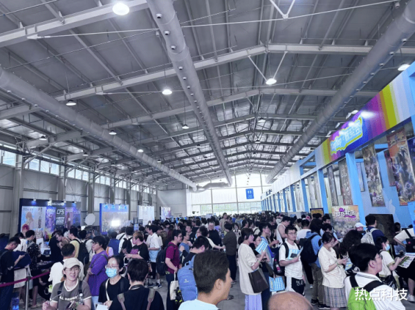 十大配资排行 PS5、Switch、PC通通安排! 闪迪存储全家桶亮相核聚变2025